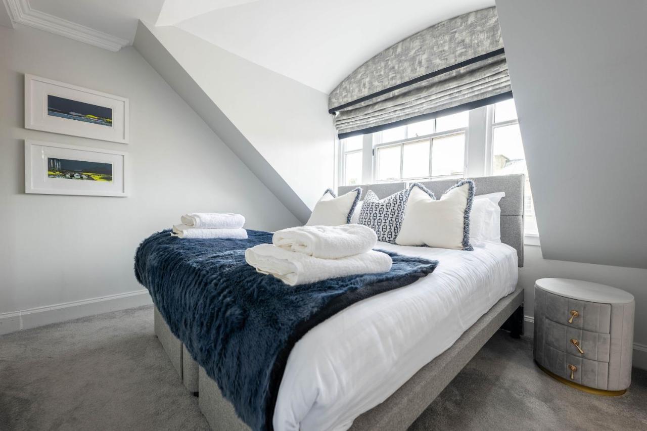 Righ Properties - Luxurious City Centre Three Bedroom Apartment 爱丁堡 外观 照片