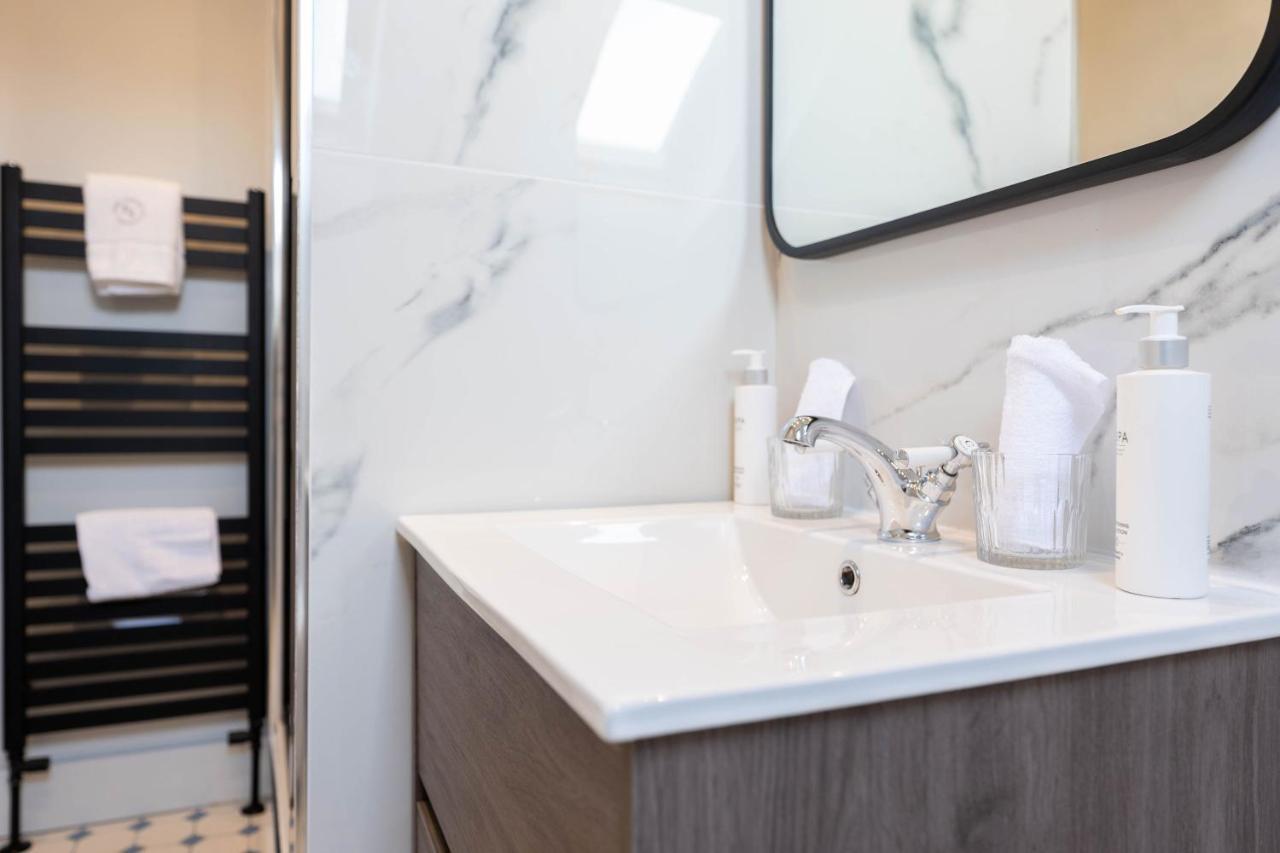Righ Properties - Luxurious City Centre Three Bedroom Apartment 爱丁堡 外观 照片